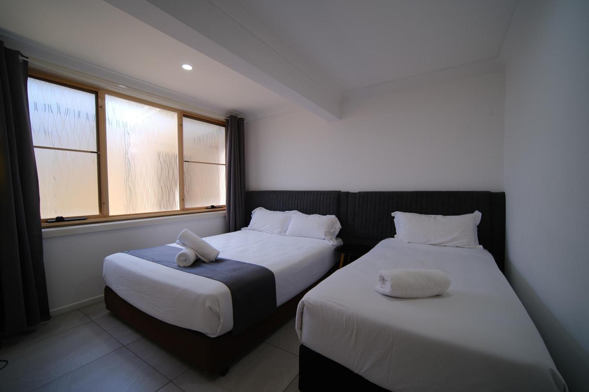 Golf Place Inn Wollongong 普瑞姆比 外观 照片